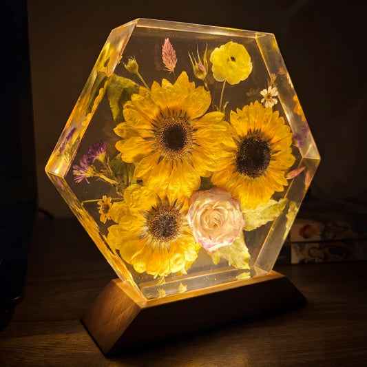 Enchanted Sunflower Resin Lamp